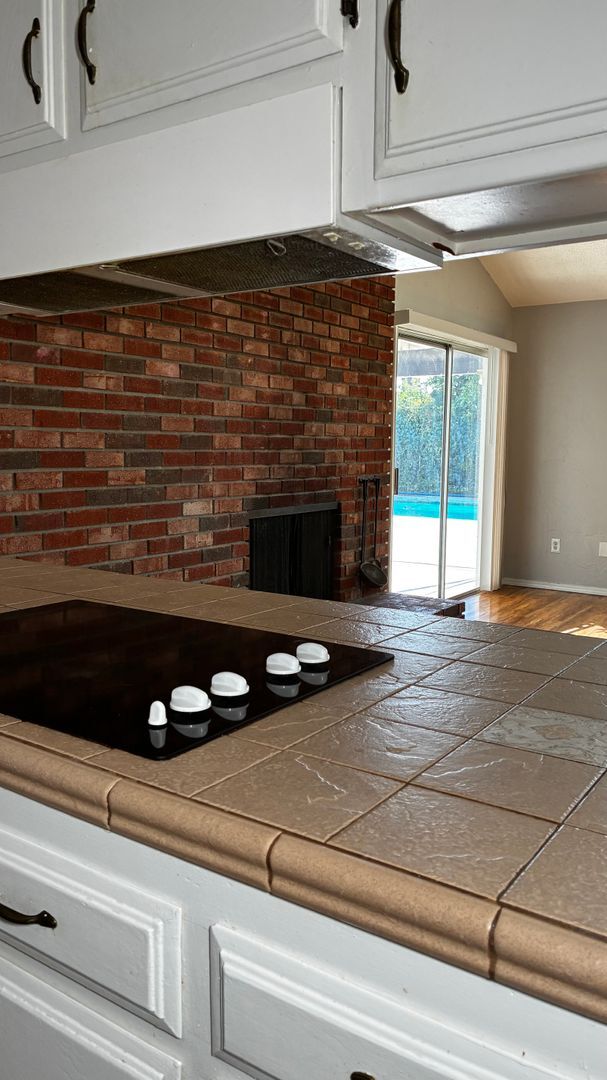 Photo - Beautiful 4 Bedroom House in NW Bakersfiel...