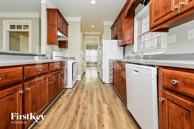 Photo - 171 Doane St SW