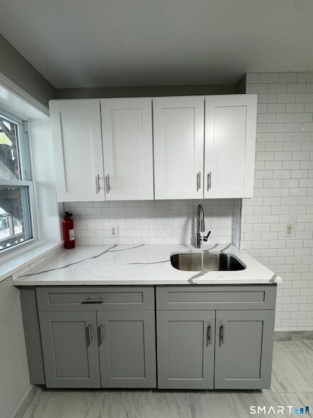 Photo - 45-51-51 Cowles St Unit 45