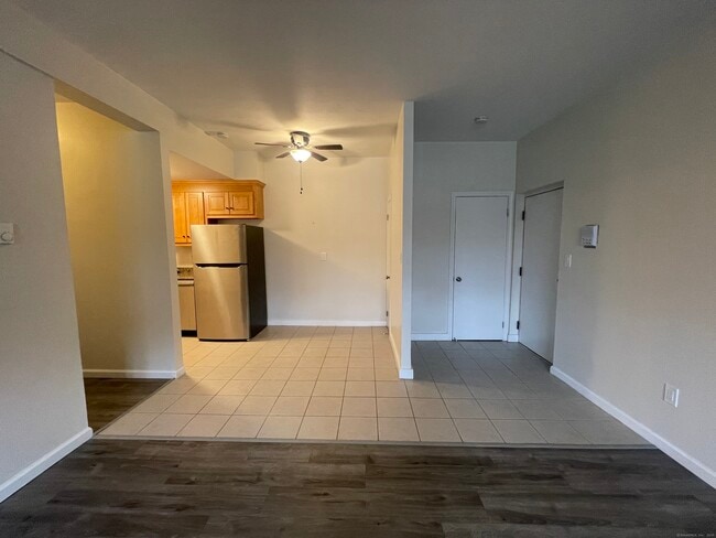 Photo - 513 Emmett St Unidad APT B12