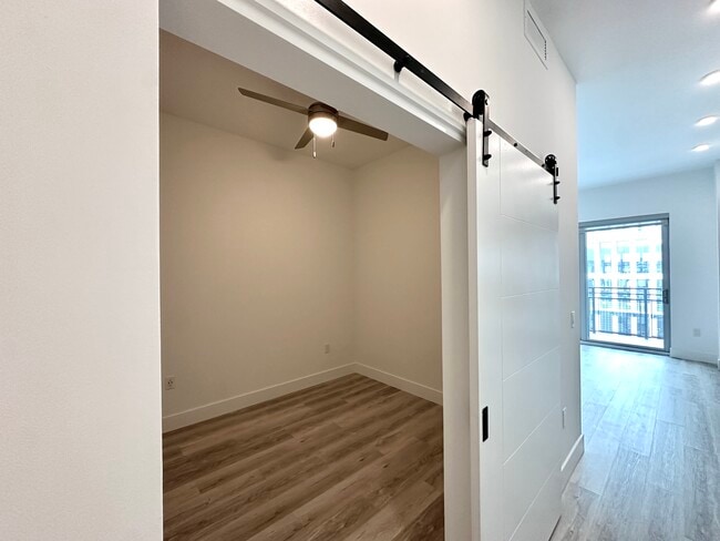 Photo - 236 NW 32nd St Unidad S4