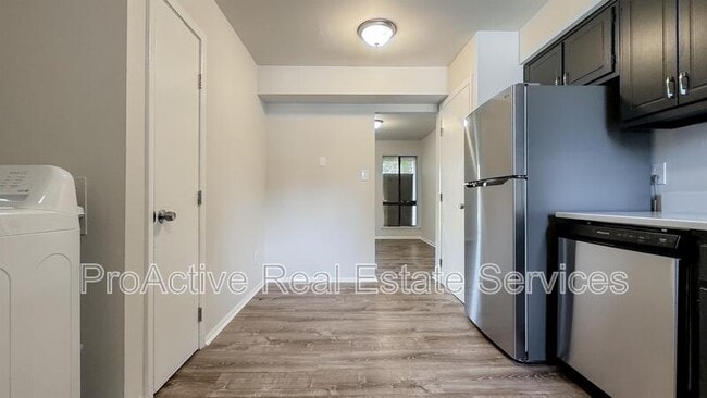 Photo - 1373 E Tanners Creek Dr