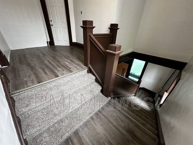 Photo - 2516 S Washington St Unit Apt 2