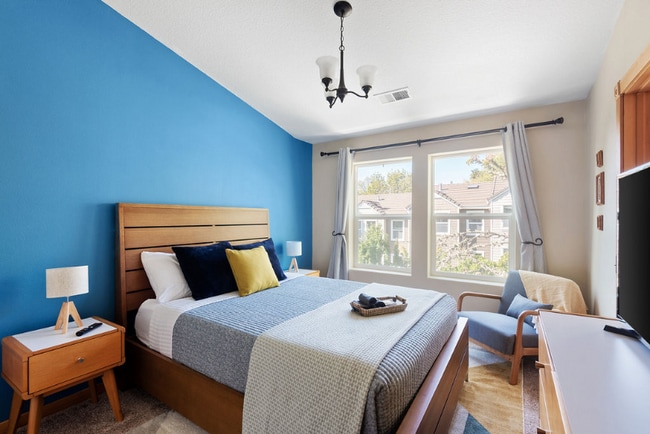 Photo - 10237 NW Wilshire Ln