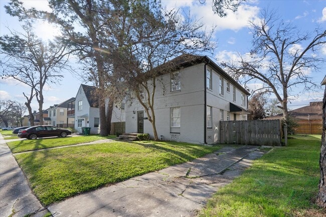 Photo - 3430 Rosedale St