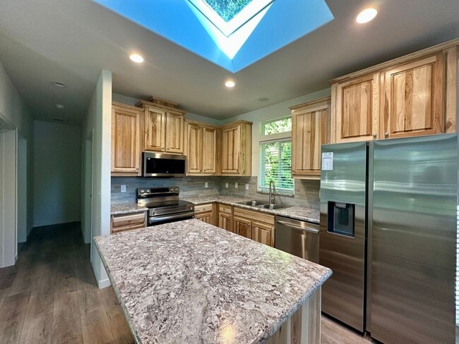 Building Photo - 1X2119-E Unit E