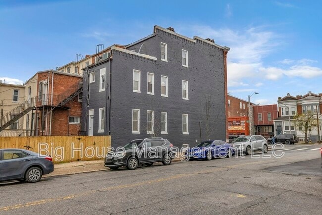 Photo - 339 E 25th St Unit 2