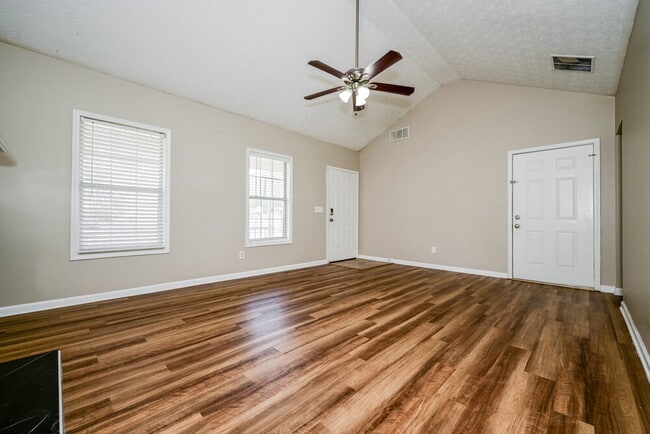 Photo - 245 Long Creek Dr