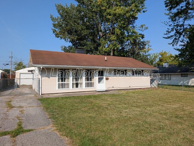 Building Photo - Rare 4 Bedroom Homewood Ranch with Garage