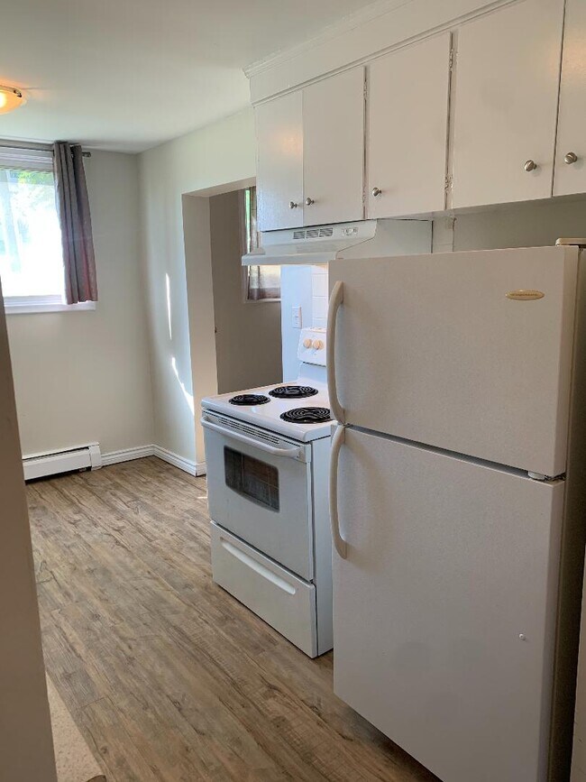 Photo - 206 Heiman St Unit 2