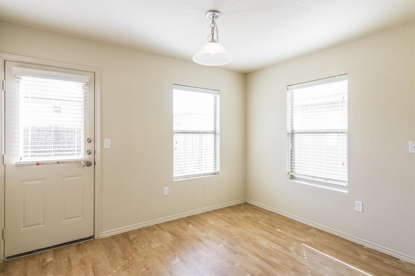 Photo - 3631 Apache Meadows Drive