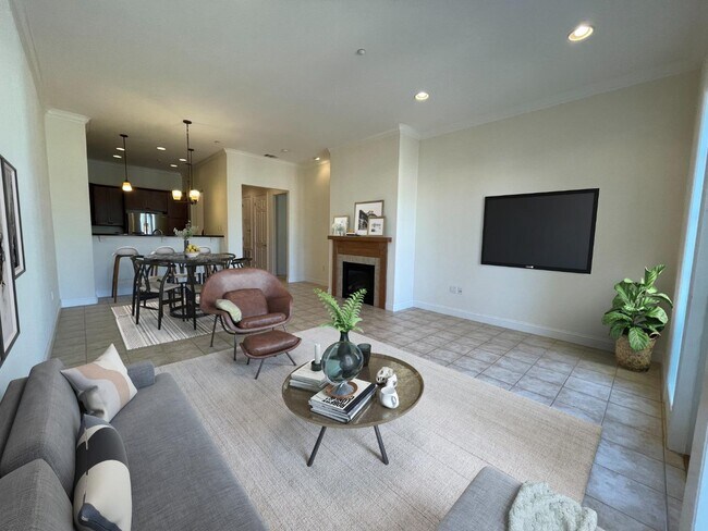 2881 Meridian Ave