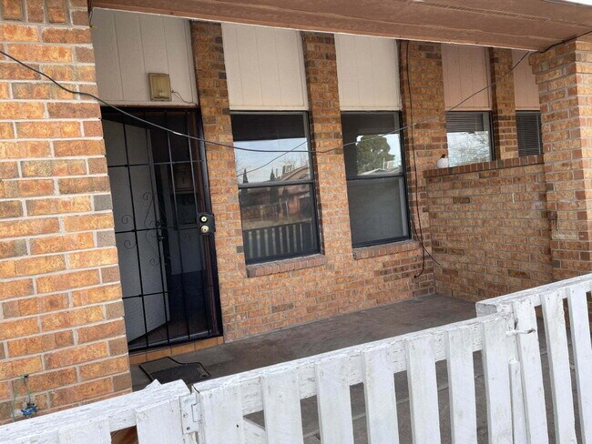 Photo - 7214 Dale Rd Unit 4