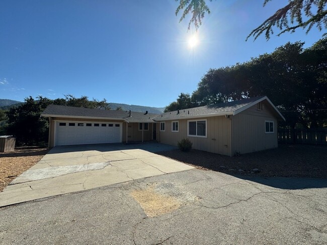 Building Photo - Carmel Valley Dreams Rental