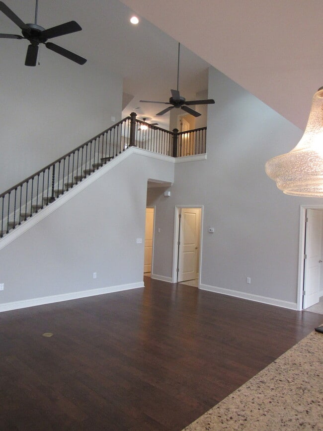 Photo - Beautiful 4-Bed, 3-Bath Bungalow in Highly Desirable Farragut!