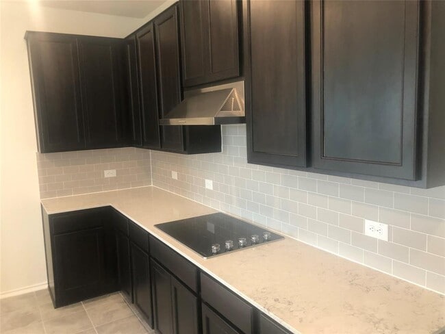 Photo - 100 Passiflora Dr