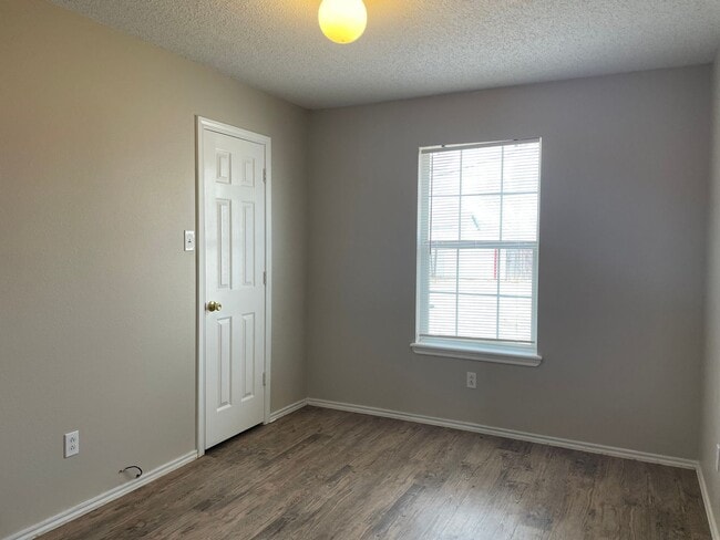 Photo - 3 bed 2 bath 5 min. from Texas Tech University