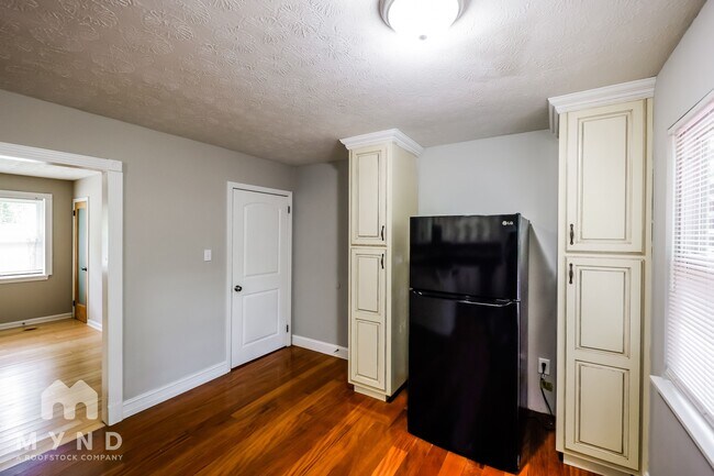 Photo - 2528 Carmel Rd