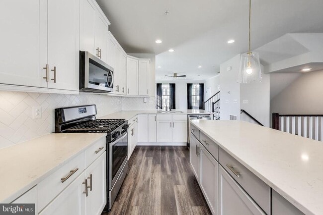 Photo - 2530 Lanham Hill Cir