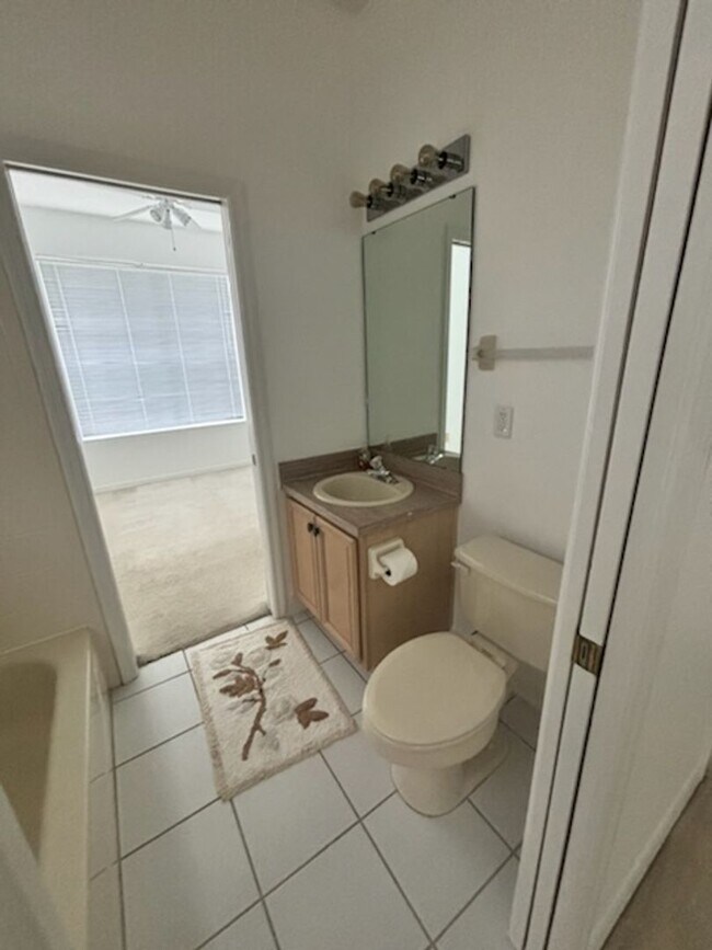 Photo - 128 Westmoreland Cir