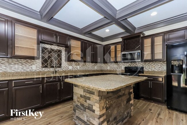 Photo - 115 Macalester Dr