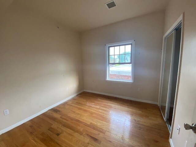 Photo - 416 Bergen Ave Unidad 416 Bergen Ave #1