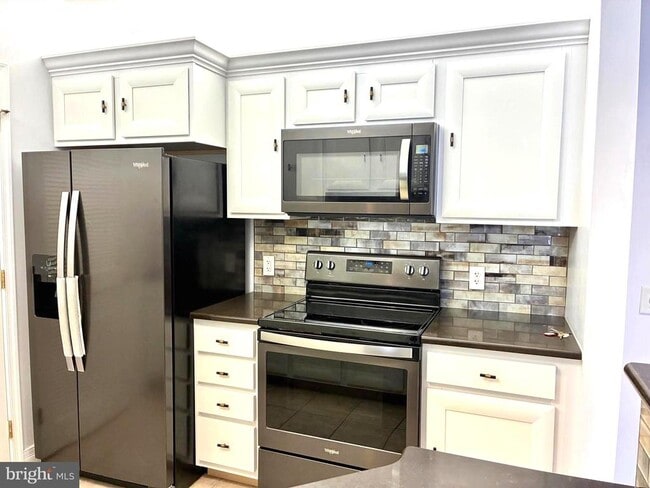 Building Photo - 1600 Arch St Unit 1411 Rental