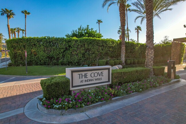 Building Photo - 74797 S Cove Dr Rental