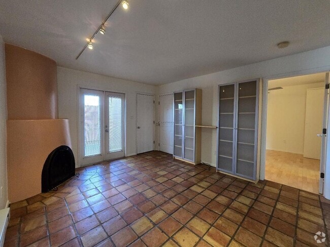 Building Photo - 2600 W Zia Rd Rental