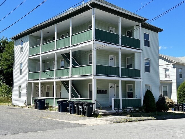 Building Photo - 45 Pleasant St Unit #1 Rental