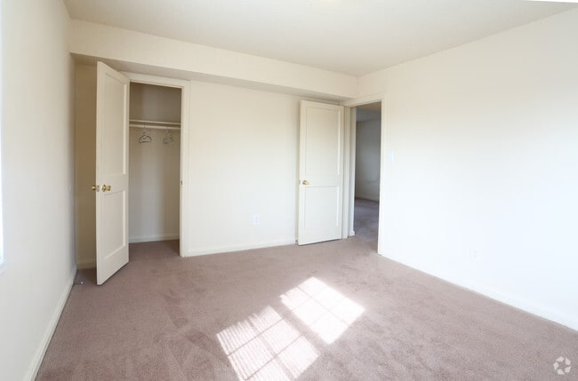 Parkland Village