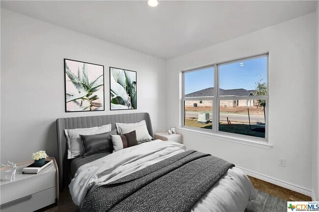 Photo - 1238 Lehmann