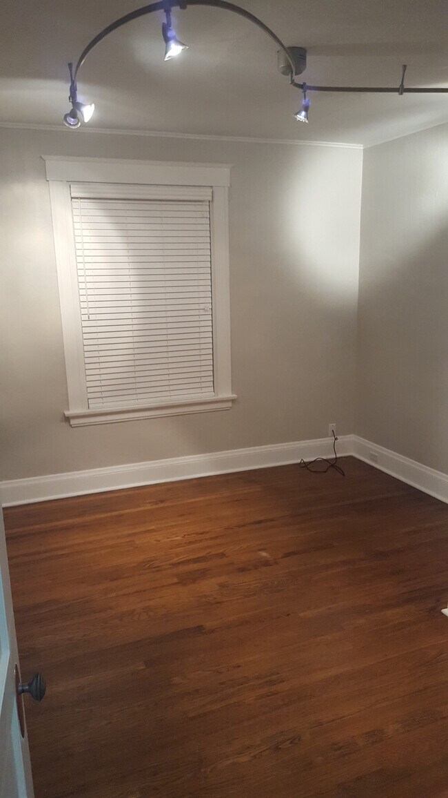 Photo - 4214 33rd Ave Unidad 2