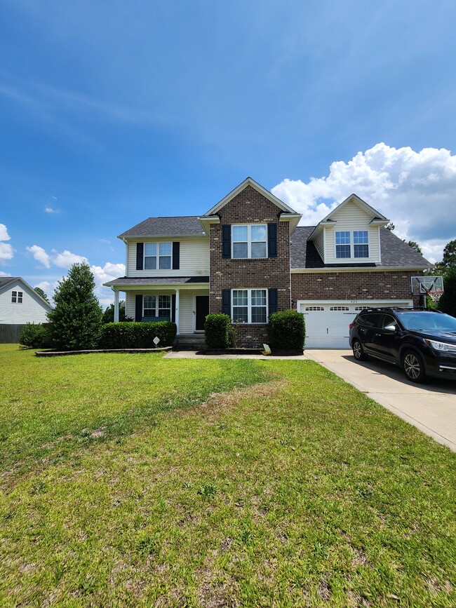 Photo - 420 Valley Oak Dr House