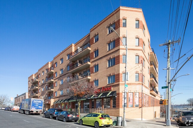 Photo - The Pointe Apartments