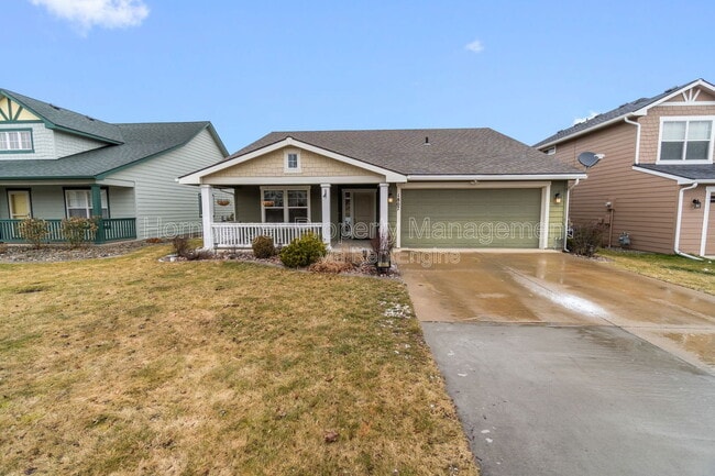 Building Photo - 1807 E Vanetta Ave