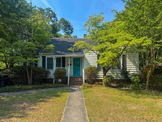 Building Photo - Charming 2 Bed 1.5 Bath Home in Haymount