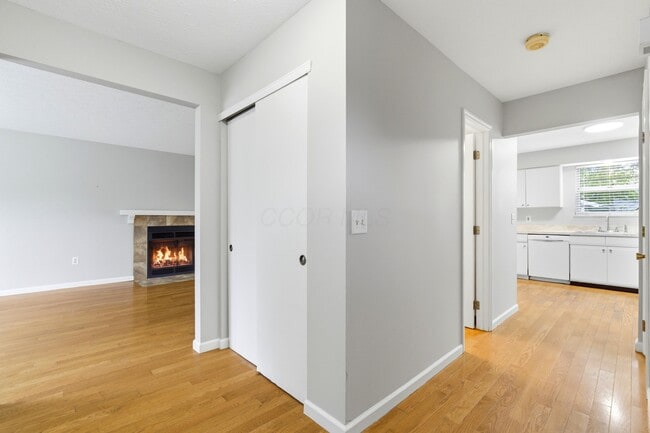Photo - 2688 Bellwood Ave