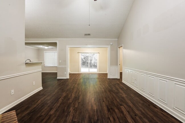 Photo - 7065 Springgrove Ct