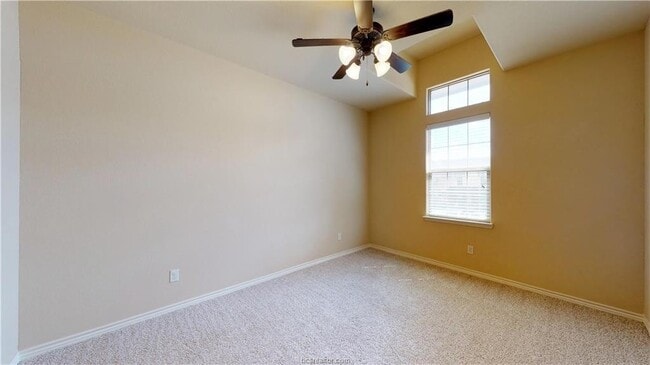 Photo - 103 Kimber Ln