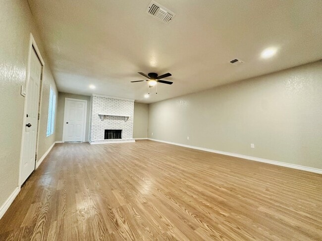 Photo - 1408 Stadium Ave
