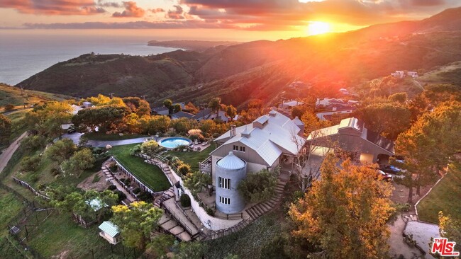 Building Photo - 3020 Corral Canyon Rd