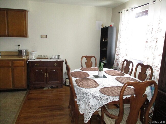 Photo - 2 W Lawrence Park Dr Unit 8