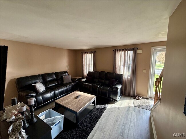 Photo - 1336 Westcott St