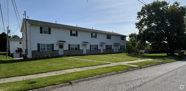 Building Photo - 207 Ritchie Ave Unit 02 Rental