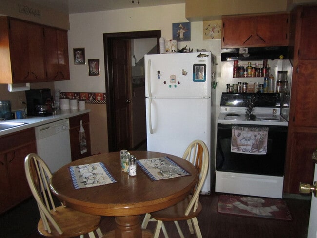 Photo - 602 16th Ave, E