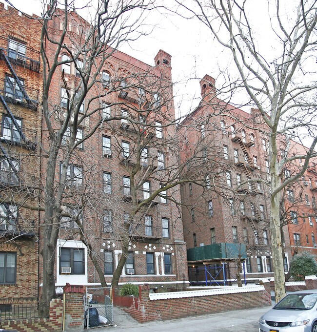 Primary Photo - 300 Ocean Pky