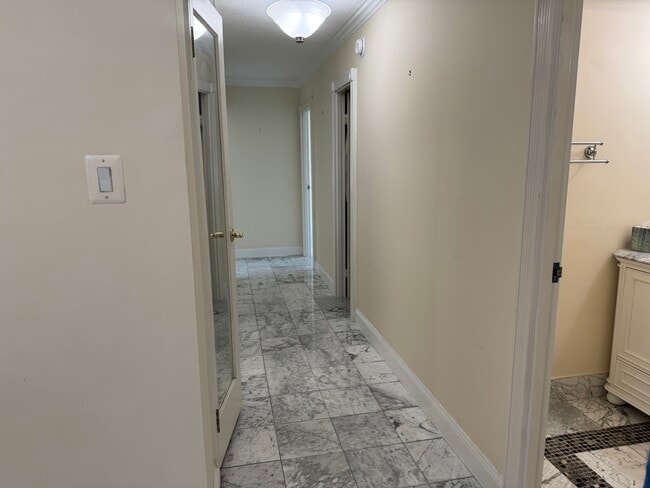 Building Photo - 11801 Rockville Pike Unit 1412