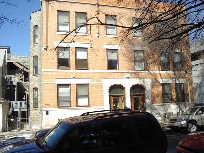 Photo - 1356 W Barry Ave Condo Unit 1E