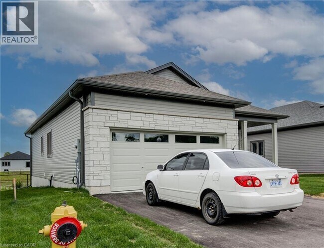 Photo - 129 Ellen St